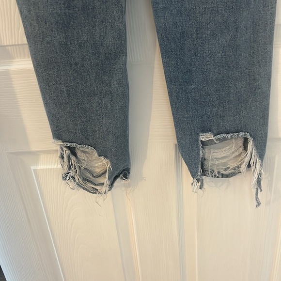 Almost Famous Jeans Size 1 - Picture 6 of 6